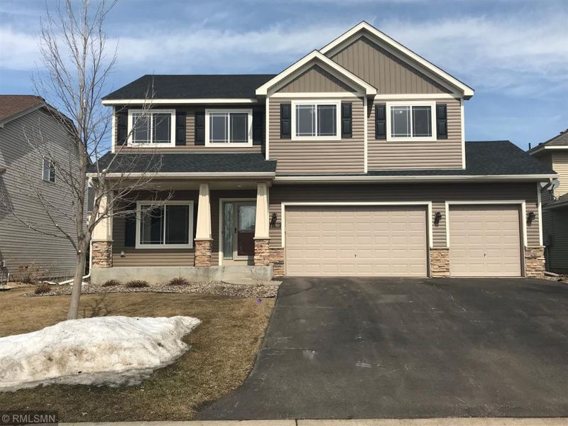 10780 Ashley Ln, Woodbury, MN 55129