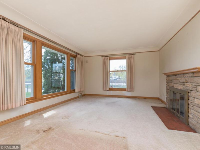 5736 46th Ave S, Minneapolis, MN 55417