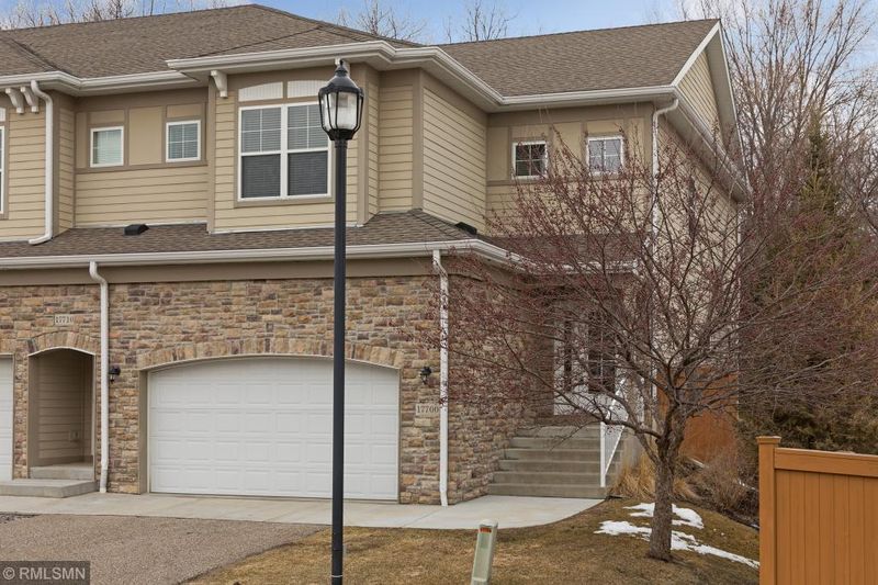 17700 Valley Cove Ct, Wayzata, MN 55391