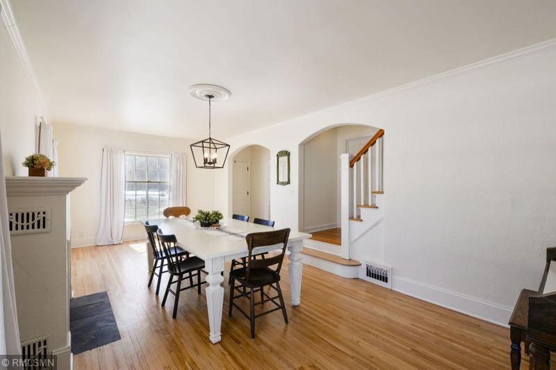 410 2nd Ave SW, Cambridge, MN 55008