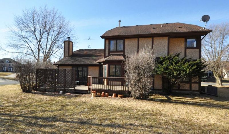 2270 Copperfield Dr, Mendota Heights, MN 55120