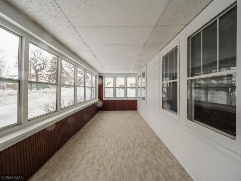 923 Smith Ave S, West Saint Paul, MN 55118