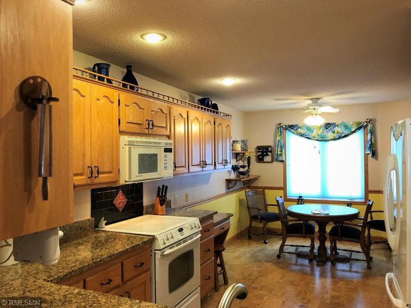 11675 Parkview Dr, Becker, MN 55308