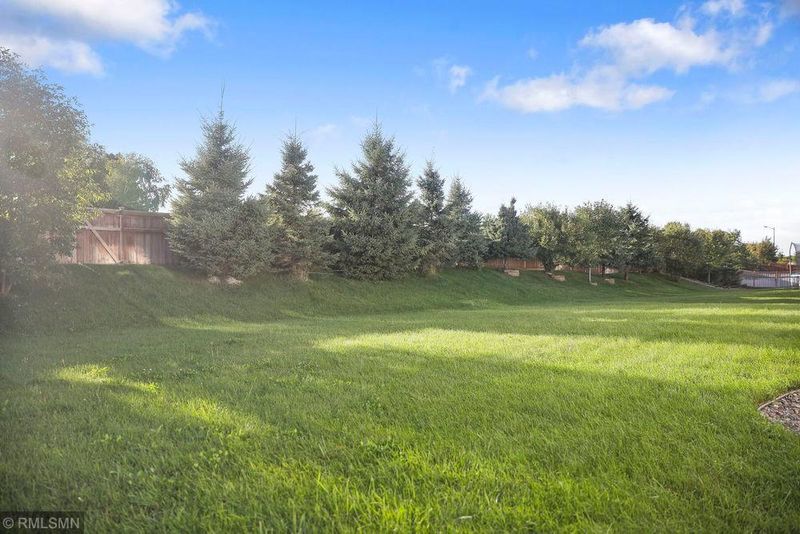 7767 Mackenzie Ave NE, Otsego, MN 55330