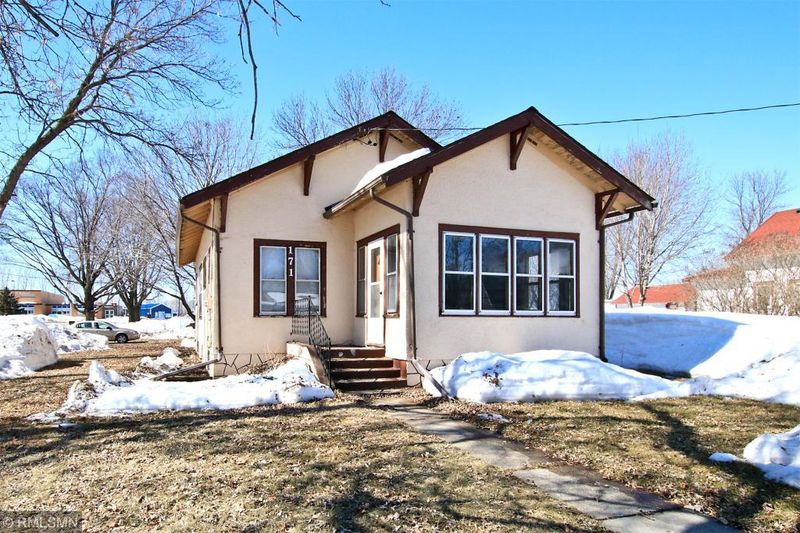 171 Western Ave S, Watkins, MN 55389