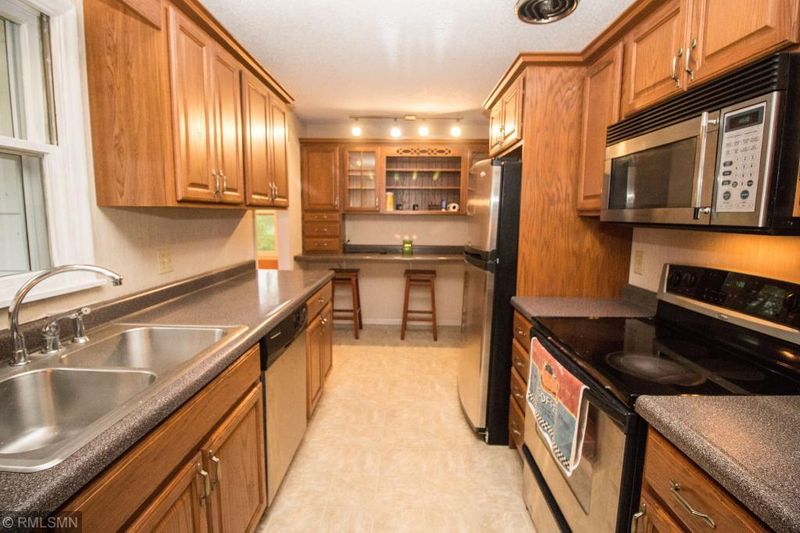 17709 Potomac St NE, Columbus, MN 55025
