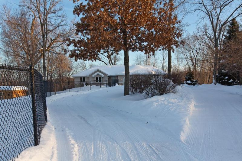 7585 Jennifer Ln E, Prior Lake, MN 55372