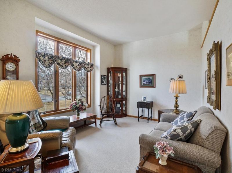 9231 Telford Crossing, Brooklyn Park, MN 55443