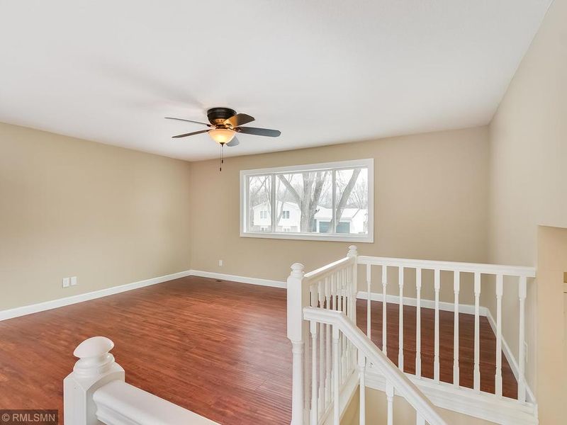 11054 Maple Valley Dr N, Maple Grove, MN 55369