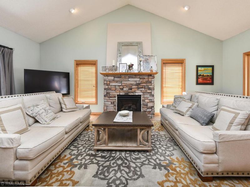 15591 Yakima St NW, Ramsey, MN 55303