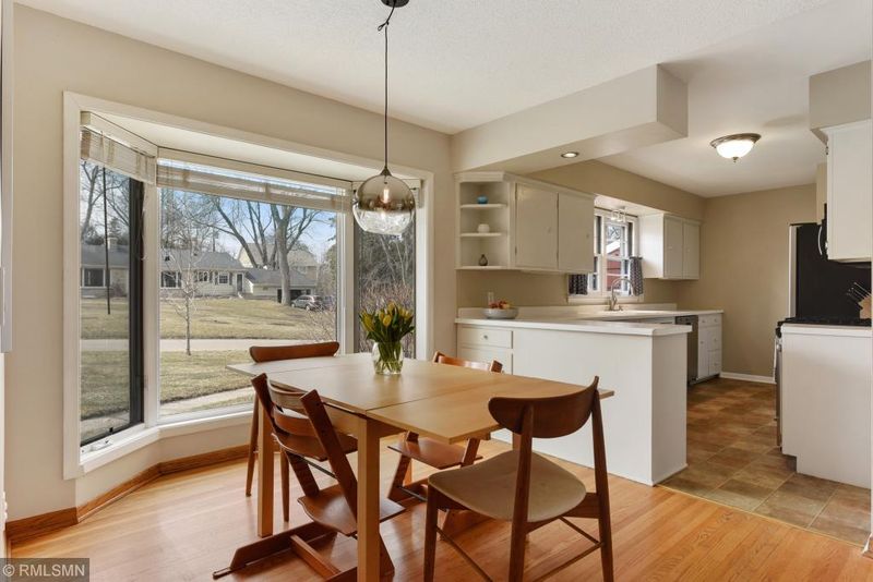 3535 Druid Ln, Minnetonka, MN 55345