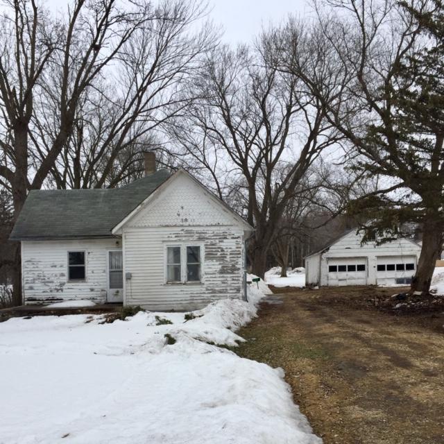 505 S Minnesota Ave, Oronoco, MN 55960