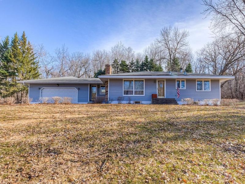 9916 Credit River Blvd, Prior Lake, MN 55372