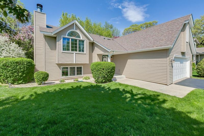 5680 W 140th St, Savage, MN 55378