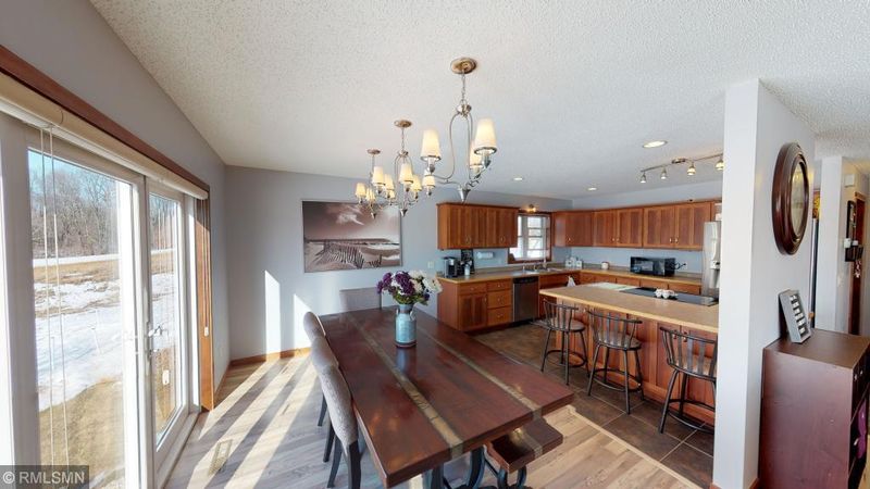 951 13th Ave NE, Saint Joseph, MN 56374