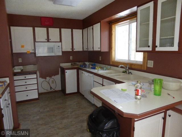 30238 S Oak St, Pequot Lakes, MN 56472