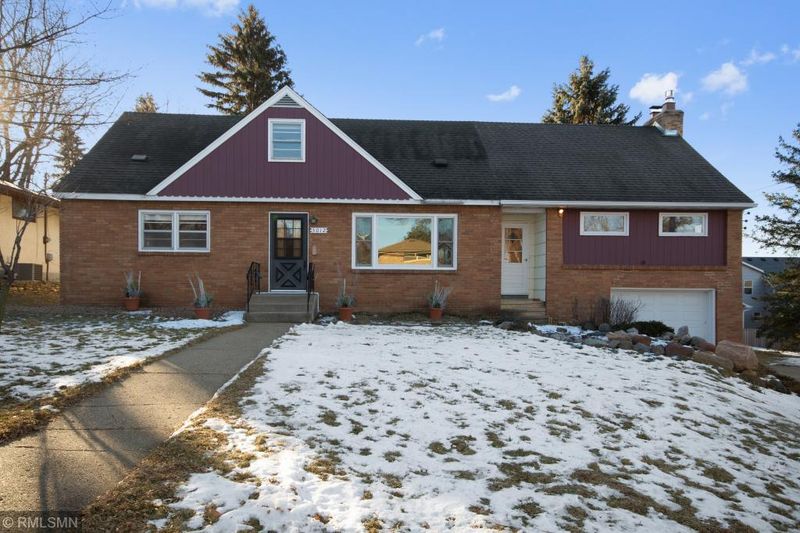 3012 32nd Ave NE, Saint Anthony, MN 55418