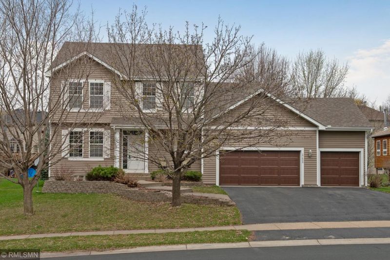 17609 Cascade Dr, Eden Prairie, MN 55347