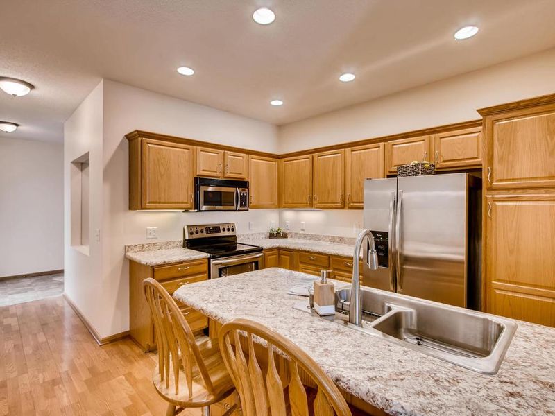 2154 Langston Ln NE, Saint Michael, MN 55376