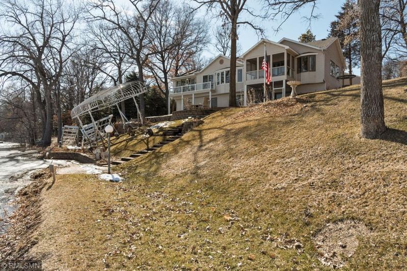 5220 100th Ave SE, Clear Lake, MN 55319