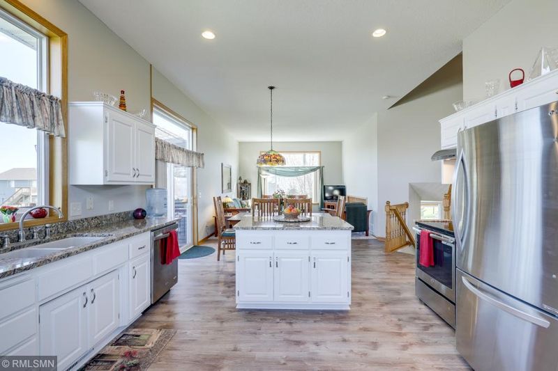 9808 41st St NE, Saint Michael, MN 55376