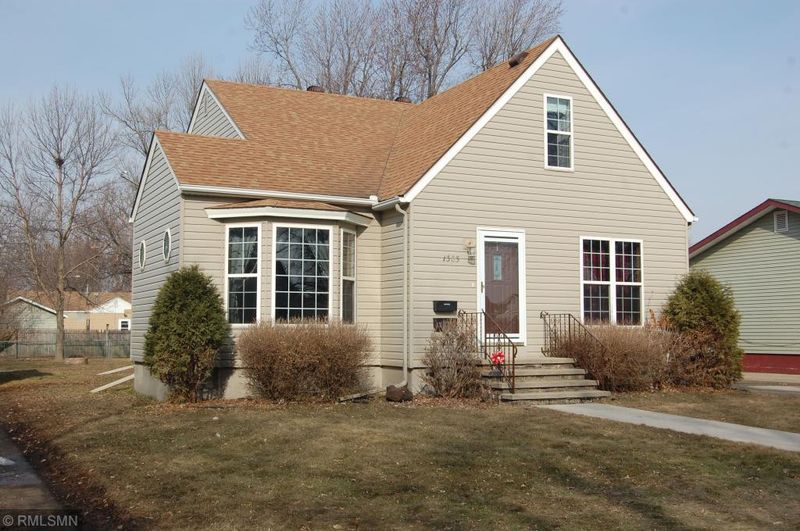 1303 Smith Ave, Worthington, MN 56187
