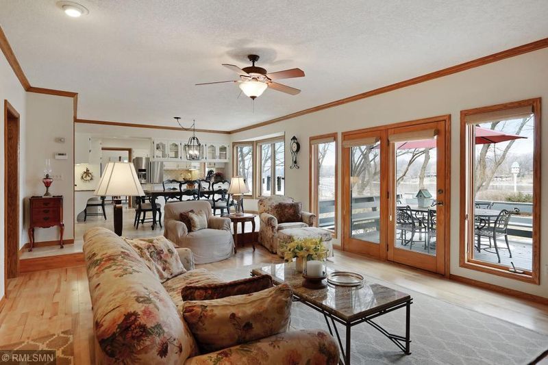 7400 River Shore Ln, Champlin, MN 55316