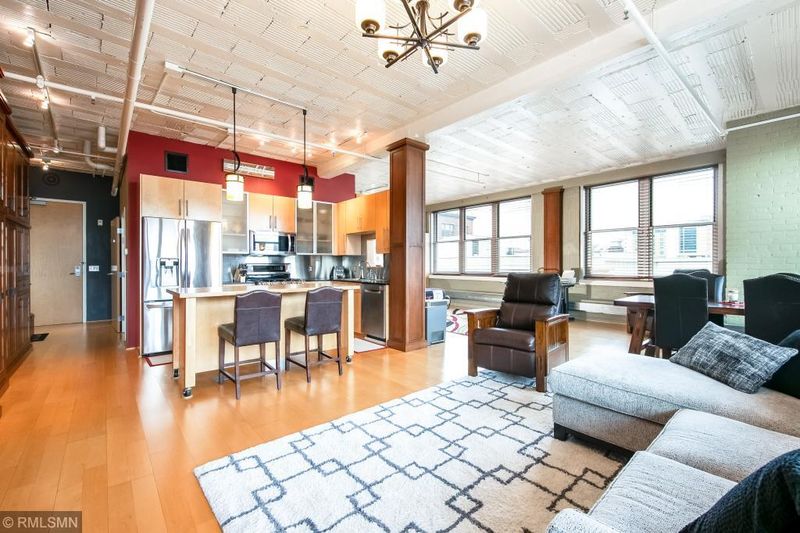 225 9th St E #507, Saint Paul, MN 55101