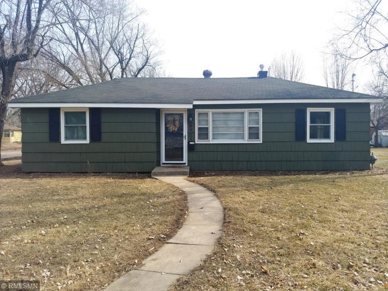 8401 11th Ave S, Bloomington, MN 55420