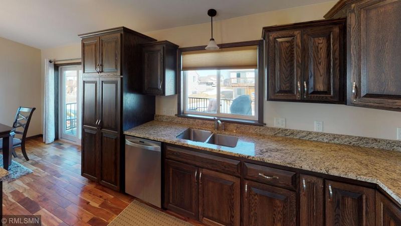 1516 Lavender Ave S, Sartell, MN 56377