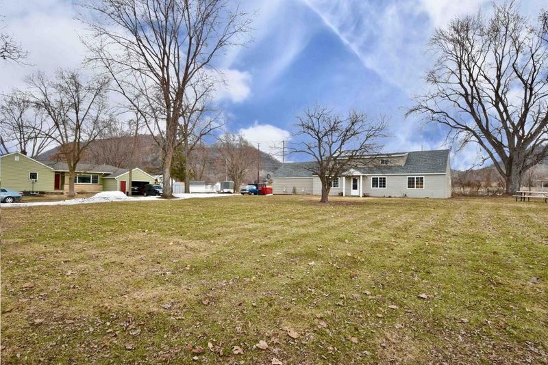 600 S Main St, Cochrane, WI 54622