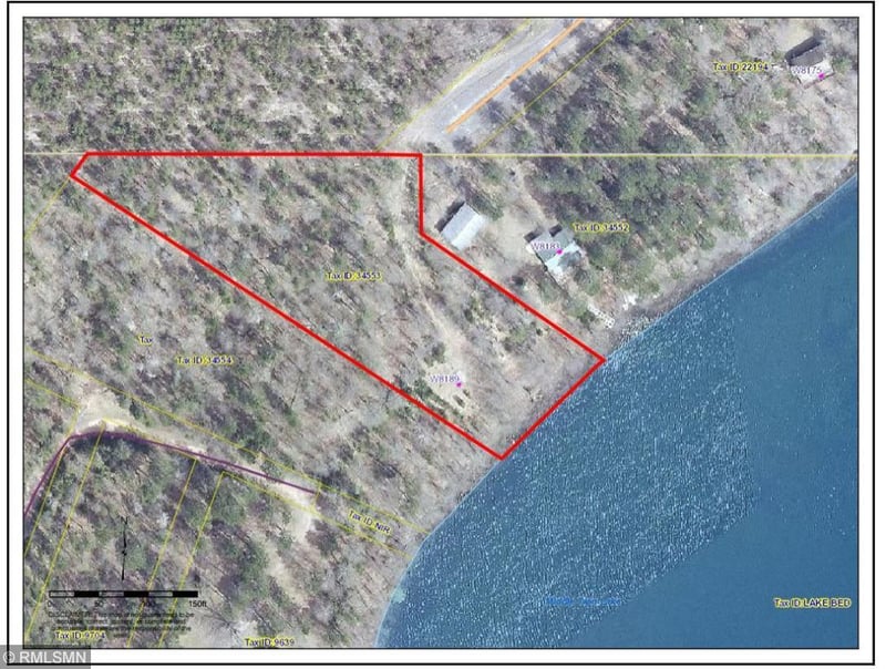 8189W Middle Rd, Minong, WI 54888