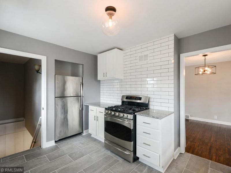 4901 Culver Rd, Golden Valley, MN 55422