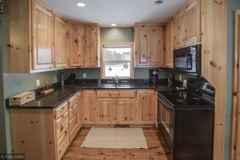 1415 Middle Rd, Cromwell, MN 55726