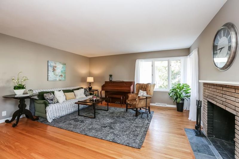 540 Arthur St, Edina, MN 55343