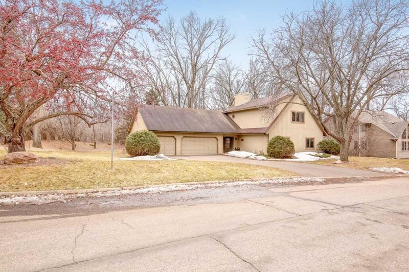 14701 Wellington Rd, Minnetonka, MN 55391