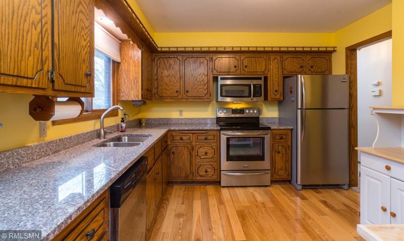 371 104th Ln NW, Coon Rapids, MN 55448