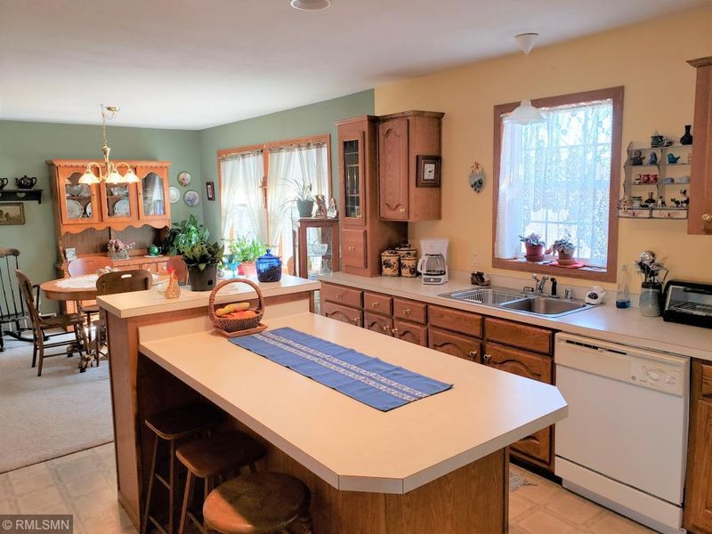 63802 State Highway 48, Hinckley, MN 55037