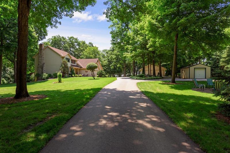 12475 Anthony Ln, Cologne, MN 55322