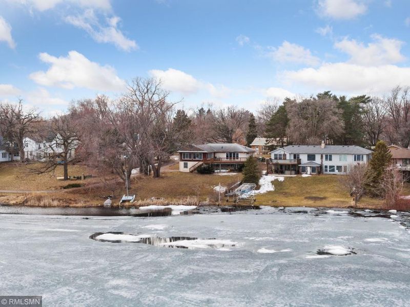 5000 Quail Ave N, Crystal, MN 55429