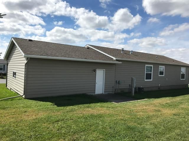 15 Southfork Dr SE, Kasson, MN 55944