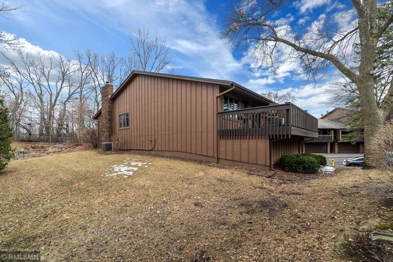 2607 Sumac Rg, White Bear Lake, MN 55110