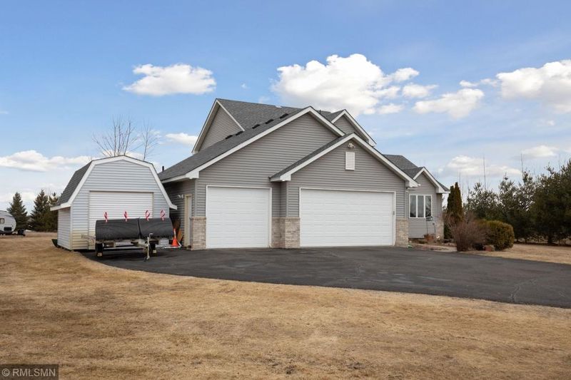 1863 242nd Ave NW, Saint Francis, MN 55070