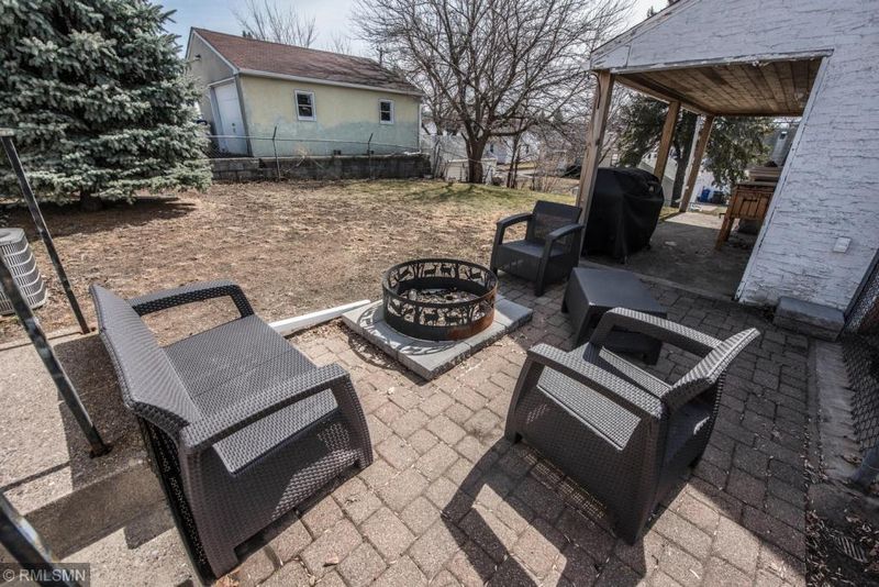 2236 Fremont Ave E, Saint Paul, MN 55119