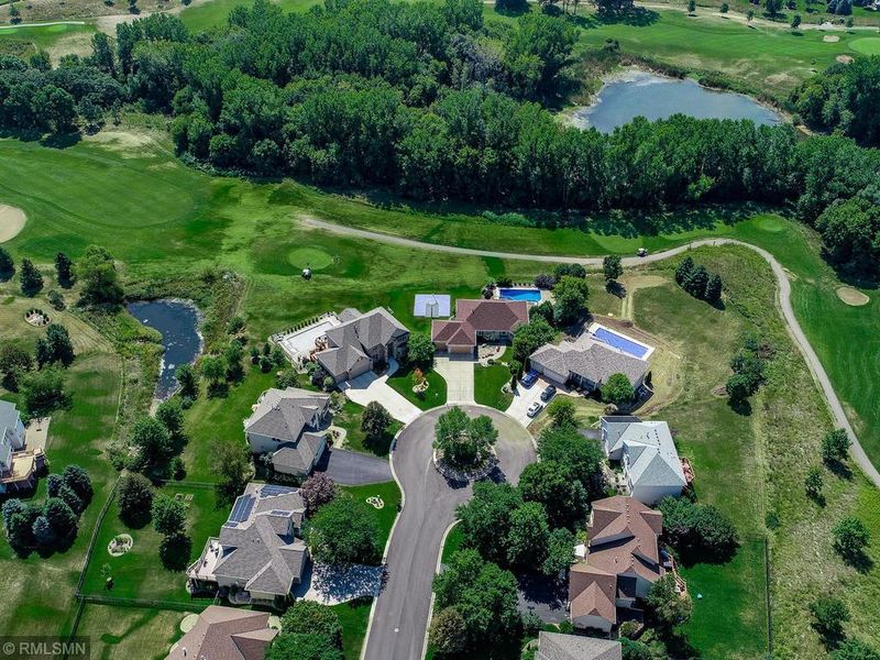 10573 Glen Eagle Pl, Woodbury, MN 55129