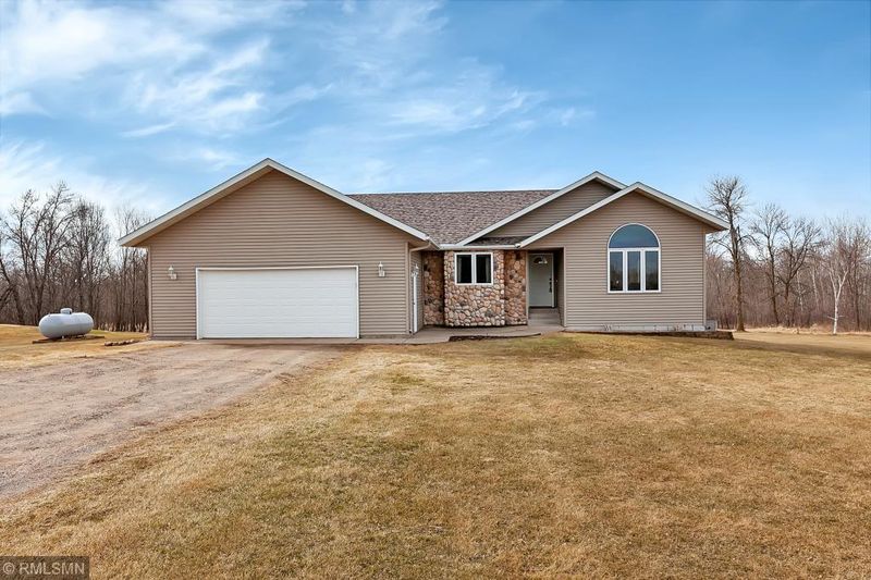 6894 95th St NE, Foley, MN 56329