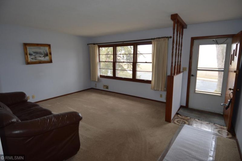 8516 Palmer Ave S, Bloomington, MN 55437