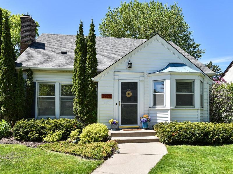 2920 Benjamin St NE, Minneapolis, MN 55418