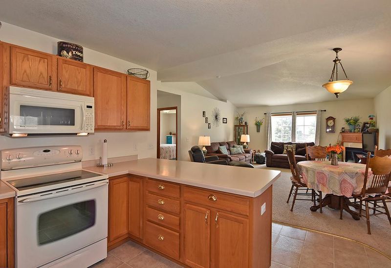 270 Cedar Cove Ln, Owatonna, MN 55060