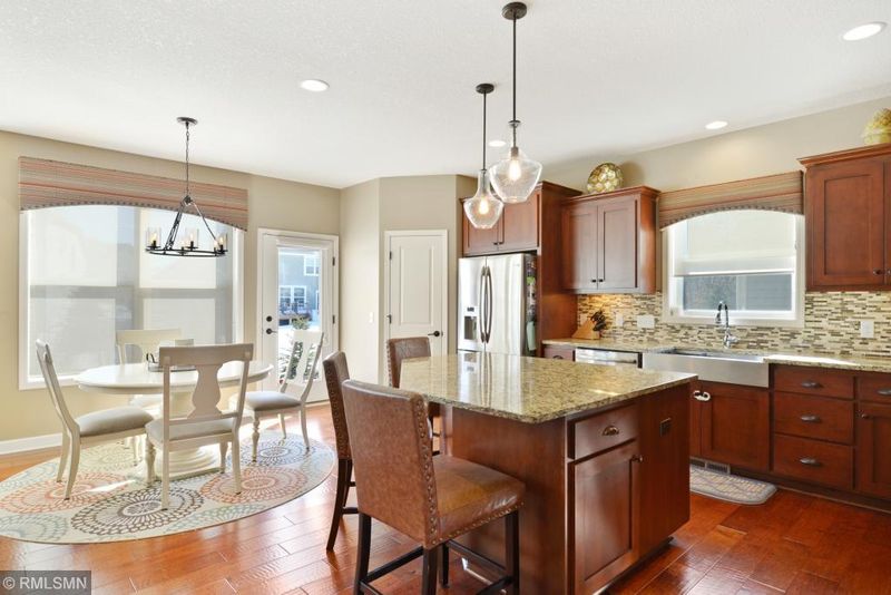 16625 54th Ave N, Plymouth, MN 55446